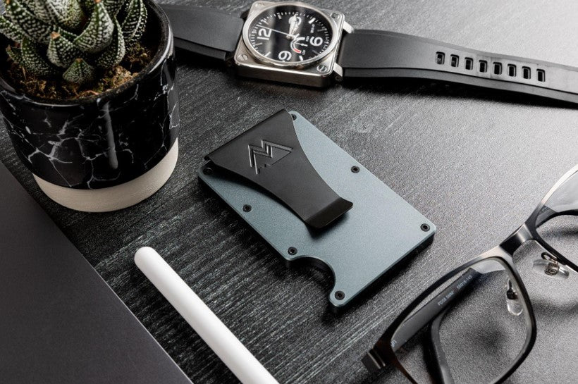 Why RFID Wallets Are a MustHave Accessory in Today's Digital Age